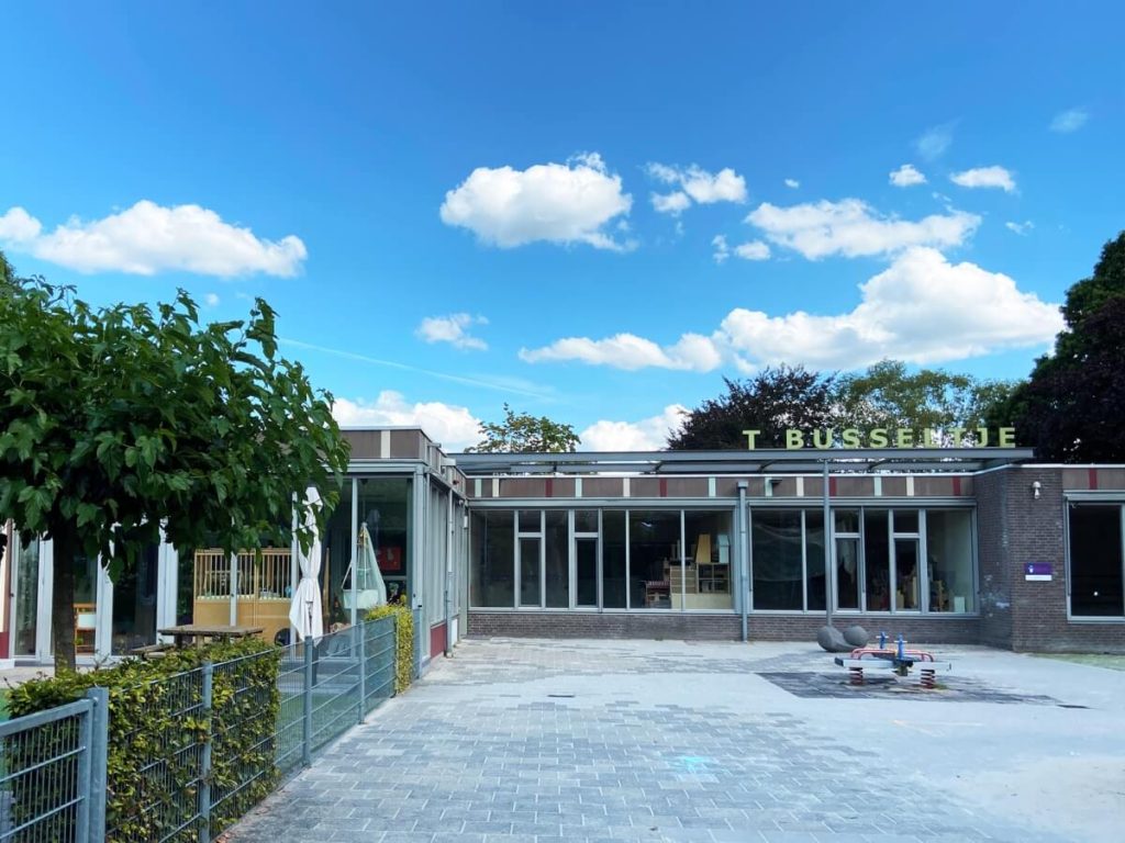 locatie t busseltje aanzicht school